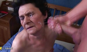 ناضجة الأزواج فلم سكسي عراقيه اللعين في السرير في المنزل فيديو إباحي 